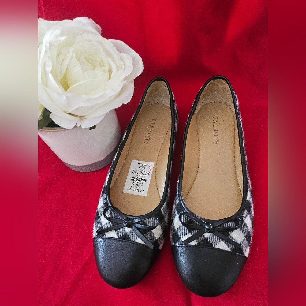 Talbots Flats size 71/2M Black and White Gingham with  Black Toe Caps